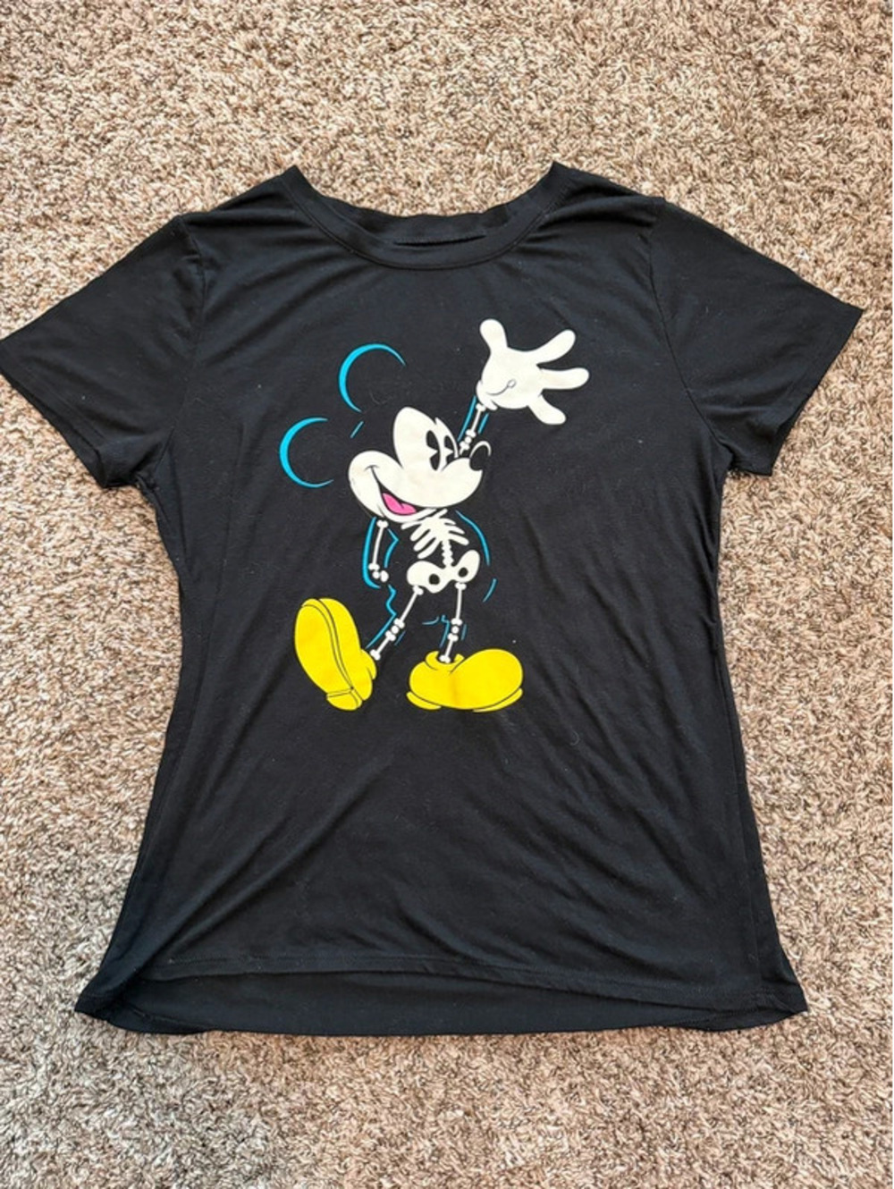 Disney Mickey skeleton Halloween t shirt women’s xl
